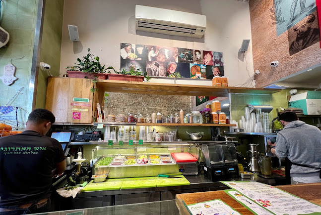 Opinii despre עוזי אלי איש האתרוגים - שוק הכרמל תל אביב în תל אביב-יפו - הסעדה