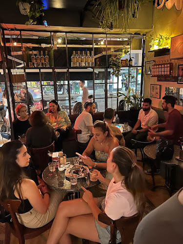 ביאטריס סָלוֹן - הסעדה