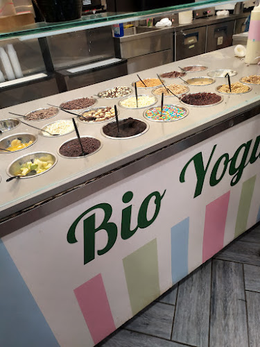 גלידריית קצפת - Katsefet ice cream - ירושלים