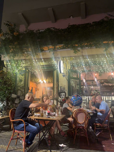 פארוק בשוק - Faruk Bashuk - הסעדה