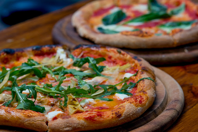 פרוג ושות׳ - הסעדה