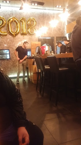 מרכז רום, יעל רום 8, פתח תקווה