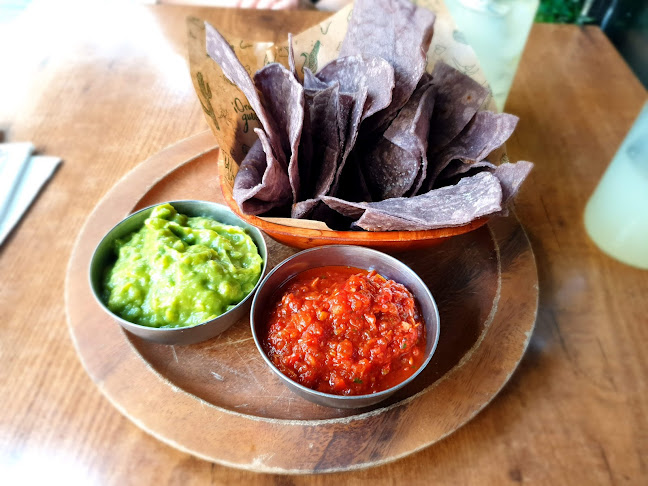 מסקל - הסעדה