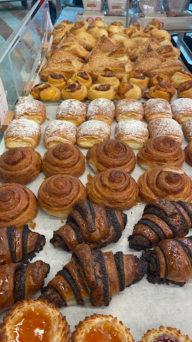 Opinii despre מאפיית לחמים - עזריאלי ת"א în תל אביב-יפו - הסעדה