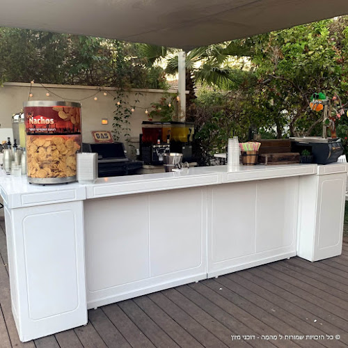 דוכני מזון וקייטרינג לאירועים - קזינו דה פריז