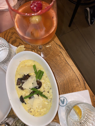 ויוינו ראשון לציון - הסעדה