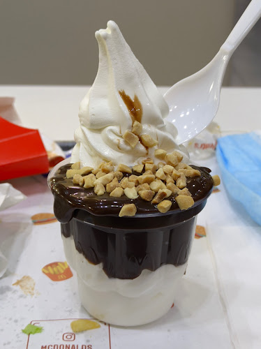 מקדונלד'ס - רמת פולג, נתניה - הסעדה