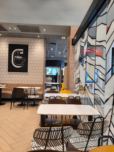 מקדונלד'ס - נוף הגליל (הר יונה) - הסעדה