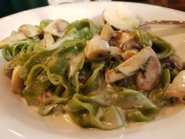 ביאליק 59, רמת גן