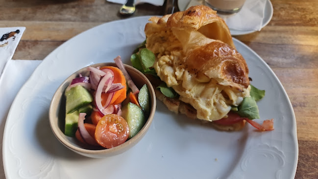 Opinii despre קפה דיזנגוף în תל אביב-יפו - הסעדה