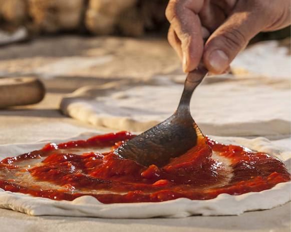 לה פיאצה נאפולי