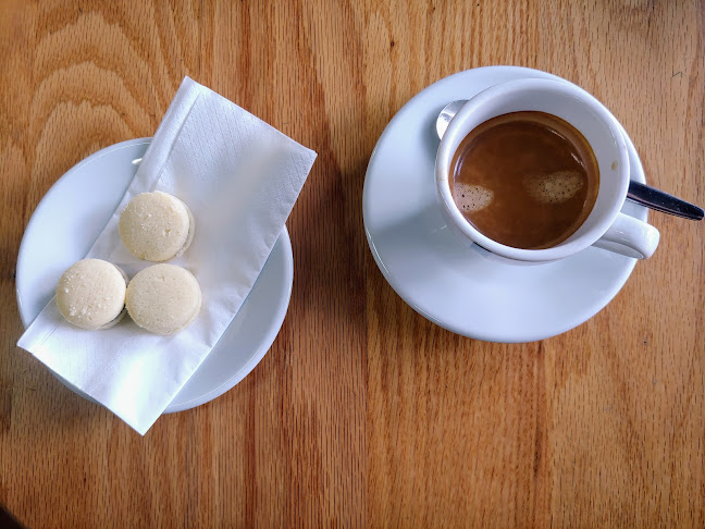 אוא קפה בעיר - הסעדה