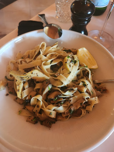 לה קוצ'ינה - הסעדה