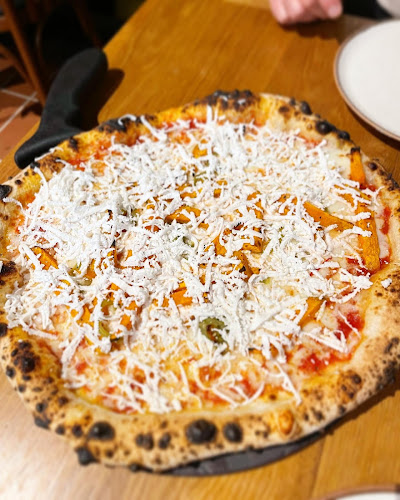 לה פיאדרה ארנונה- la Piedra Arnona - ירושלים