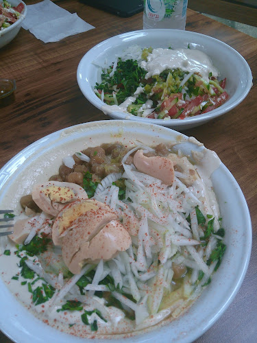 בהדונס - הסעדה