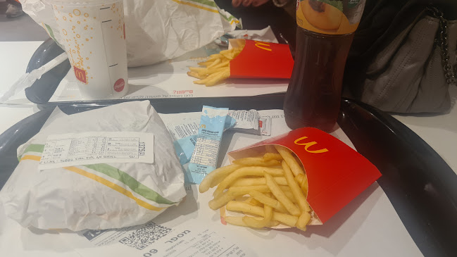 Opinii despre מקדונלד'ס - קניון השלום עזריאלי în תל אביב-יפו - הסעדה
