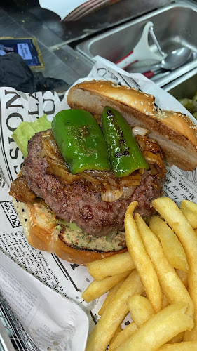 אחשלי - הסעדה