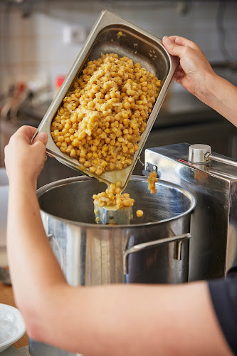 Comentarii opinii despre חומוס ברדיצ’ב זיו - נוה שאנן כשר למהדרין בהשגחת הרב מחפוד