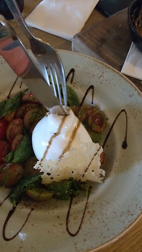 שדרת האיכרים 70, סגולה