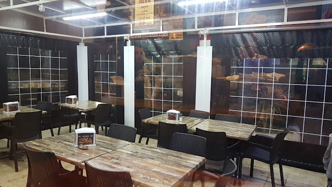 שירי'ס בורגר - הסעדה