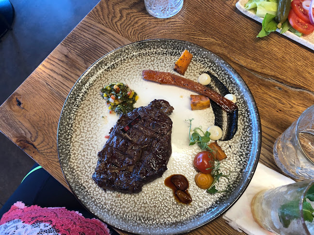 תחנת דלק פז כביש החוף, נתניה