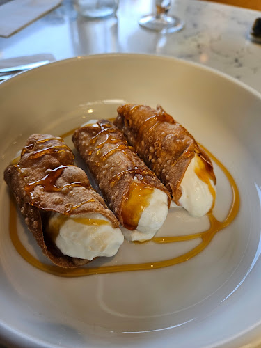 נאופוליטן - הסעדה