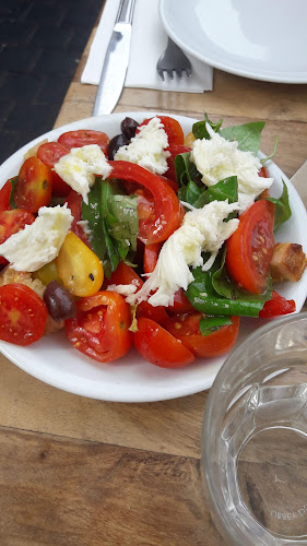 עולי ציון 16, תל אביב-יפו