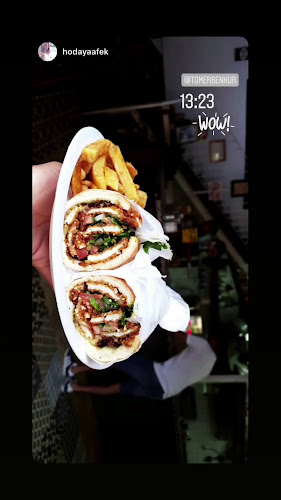 פלאפל בן חור