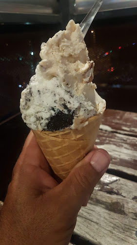 מקדונלד'ס - אום אל פאחם - הסעדה