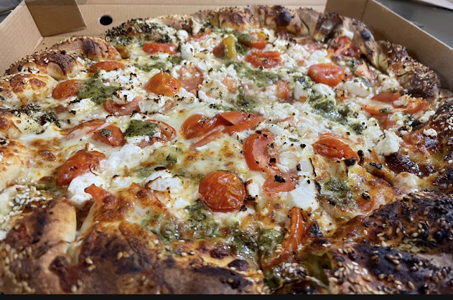 לויסתר פיצה