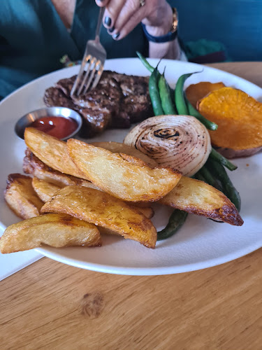 Comentarii opinii despre מנזה Menza