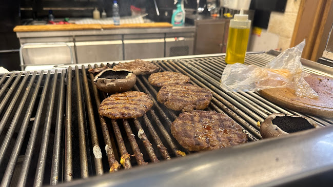 You Burger Jerusalem - הסעדה