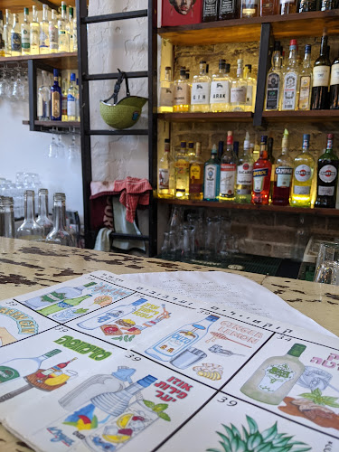 Comentarii opinii despre פימפינלה- פולחן ערק ודגים