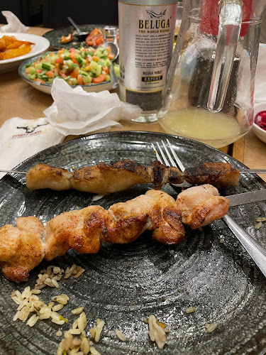 טורו גריל - הסעדה