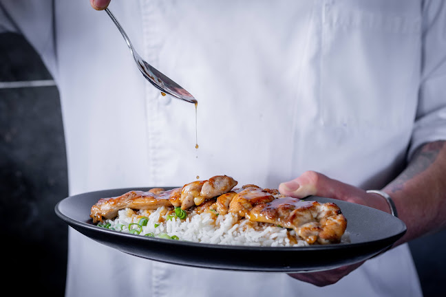 מסעדה אסייתית - סורה סושי לאונג'✔️אוכל אסייתי✔️סושי - הסעדה