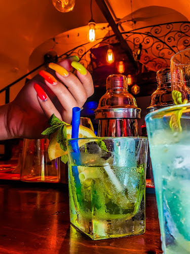 Eli's Pub-אליס פאב - חיפה