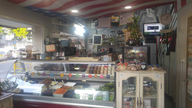 מרלין בר סלטים