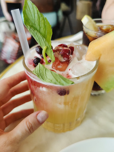 Tree Brasserie - רחובות