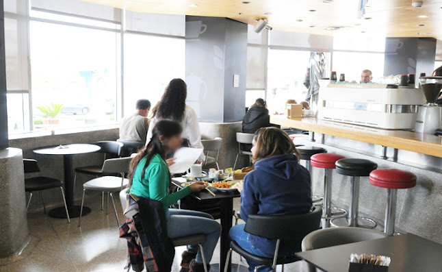 ארומה Aroma - הסעדה