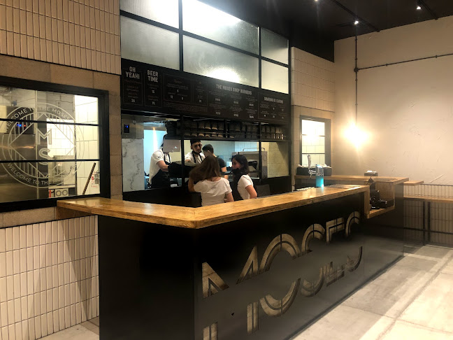 מוזס שופ חולון - moses shop holon | המבורגר כשר