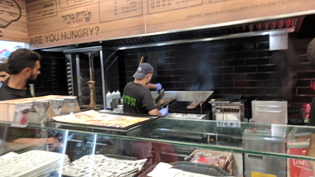 מייק בורגר - הסעדה