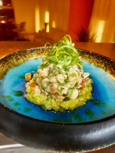 רופטופ בר - הסעדה