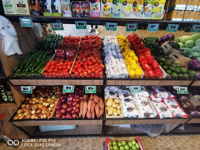 גוטה גוטה קצבייה ירקנייה - הסעדה