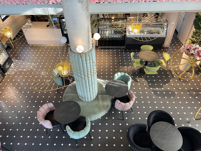 Manar Bshara cake boutique - טירה