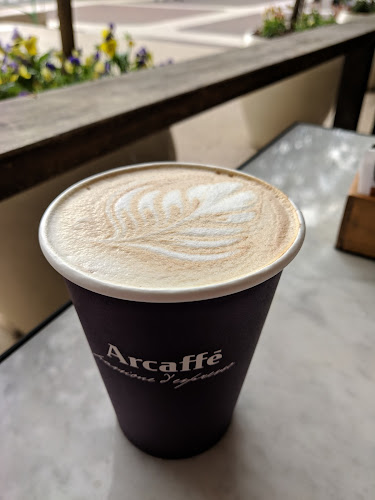 ארקפה - הסעדה