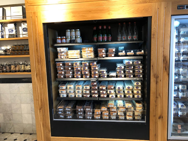 SHEMO הקונדיטוריה - הסעדה