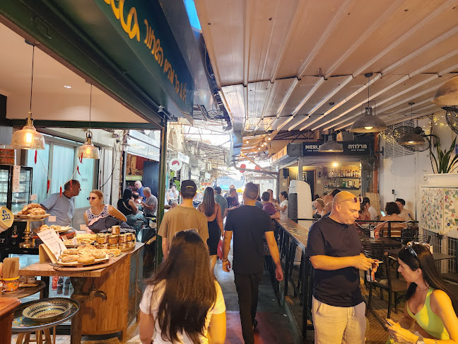 מסעדת ללה - בית מאפה ומעדניה גיאורגי אותנטי - הסעדה