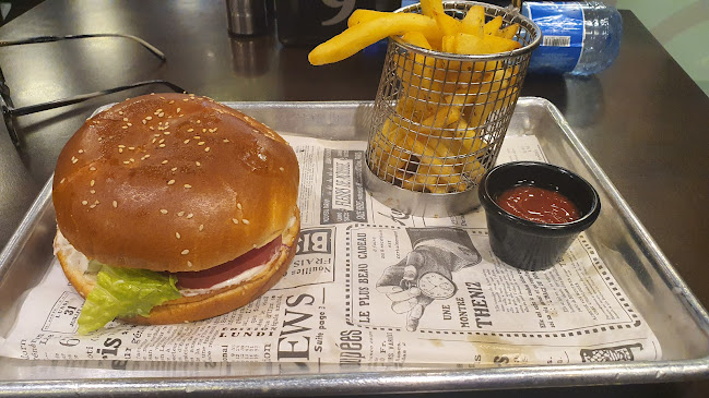 Opinii despre Zad Cafe & Resto în ירושלים - הסעדה