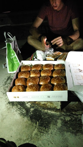 בורגרים קיבוץ עינת, כשר למהדרין בשר חלק - עינת