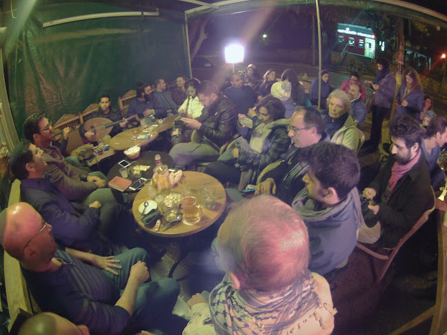 קפה קרוסלה‎ - הסעדה